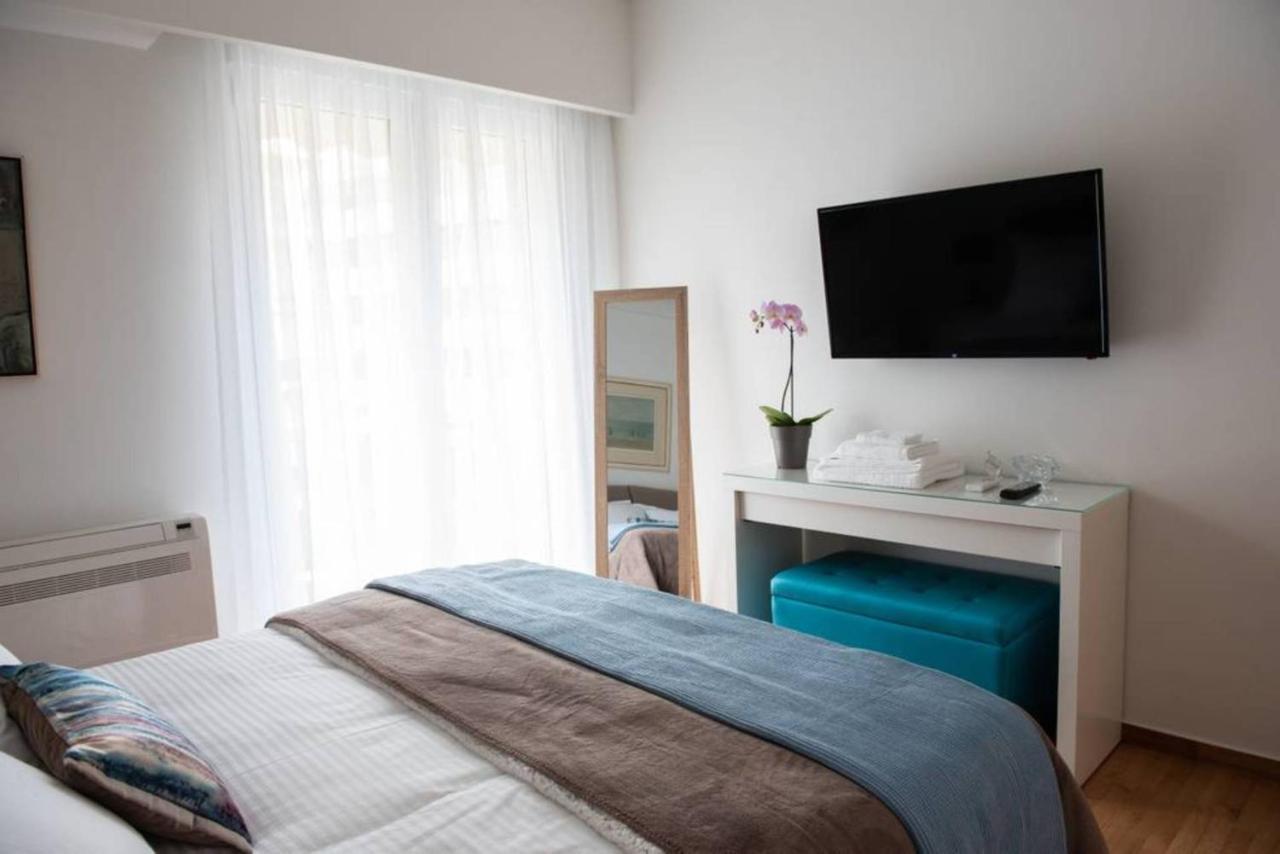 Katia Modern Apartment In Атина Екстериор снимка