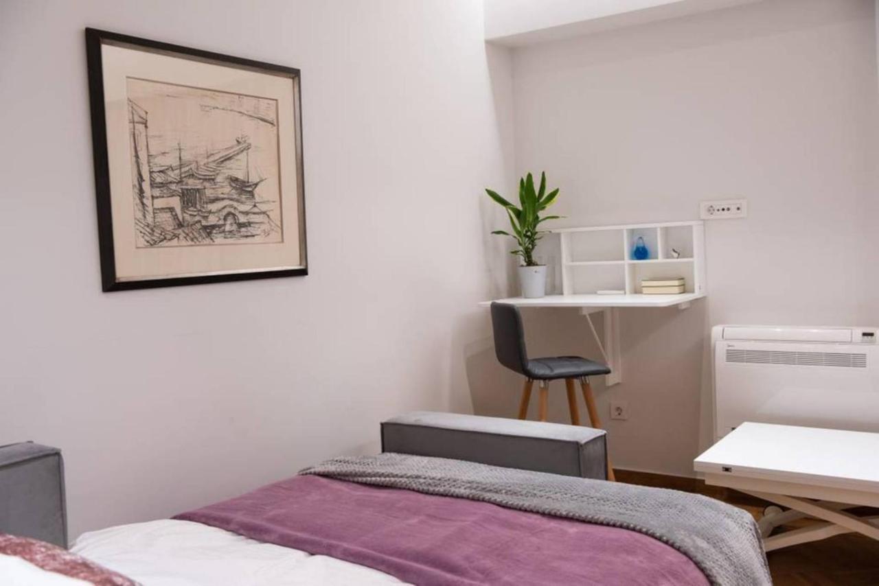Katia Modern Apartment In Атина Екстериор снимка