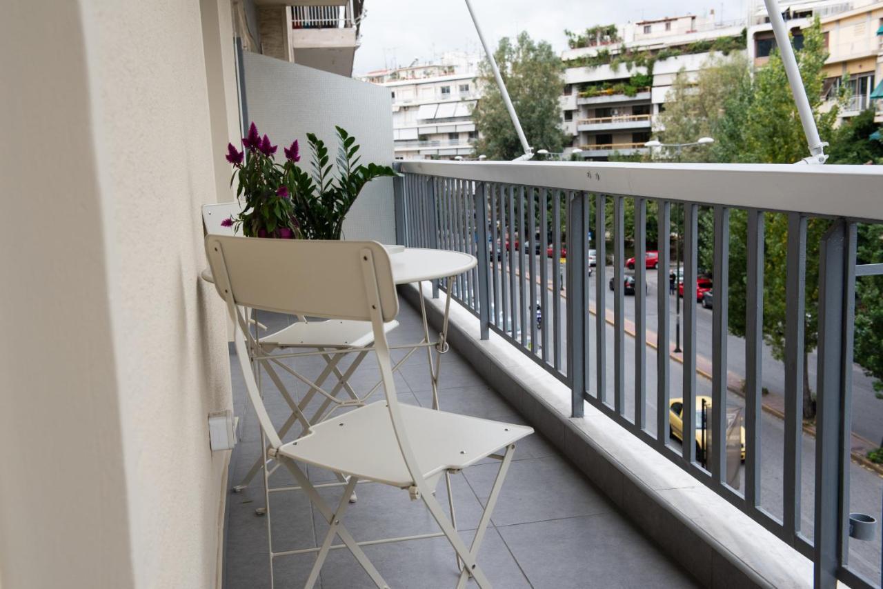 Katia Modern Apartment In Атина Екстериор снимка